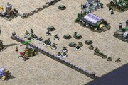 红警重装大兵蹲下操作方法是什么？