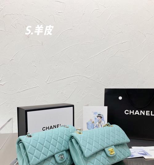 小香风CF包包的售价是多少？购买时需要注意什么？